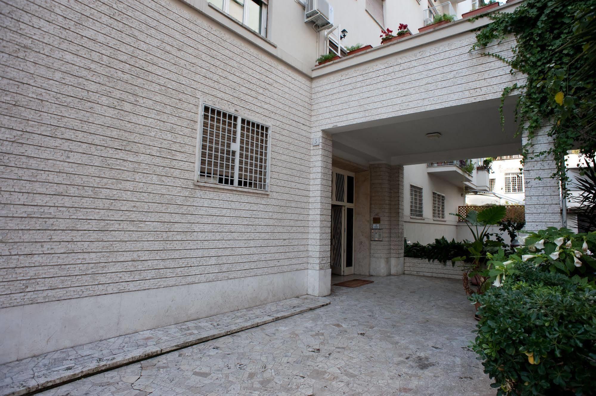רומא Anastasio II Bed & Breakfast מראה חיצוני תמונה