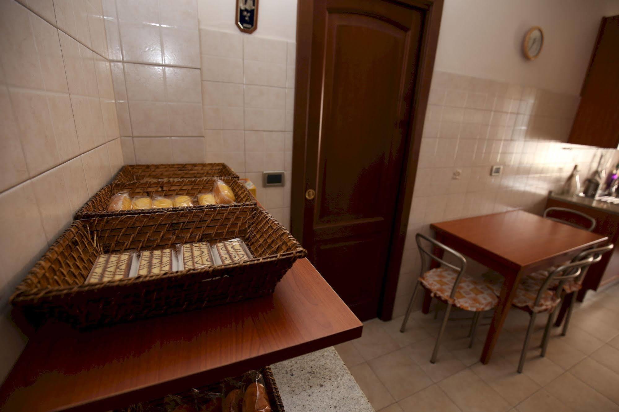 רומא Anastasio II Bed & Breakfast מראה חיצוני תמונה